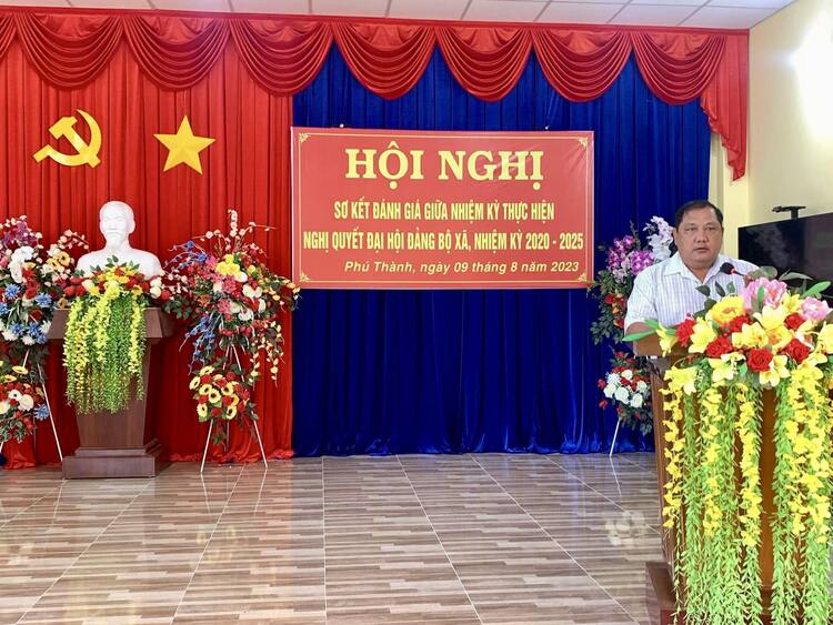 Đ/c Phạm Thành Minh - Ủy viên BTV Huyện ủy – Phó Chủ tịch HĐND huyện phát biểu chỉ đạo hội nghị