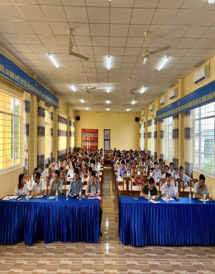 Đảng bộ xã Phú Thành tổ chức Hội nghị sơ kết 6 tháng đầu năm 2023