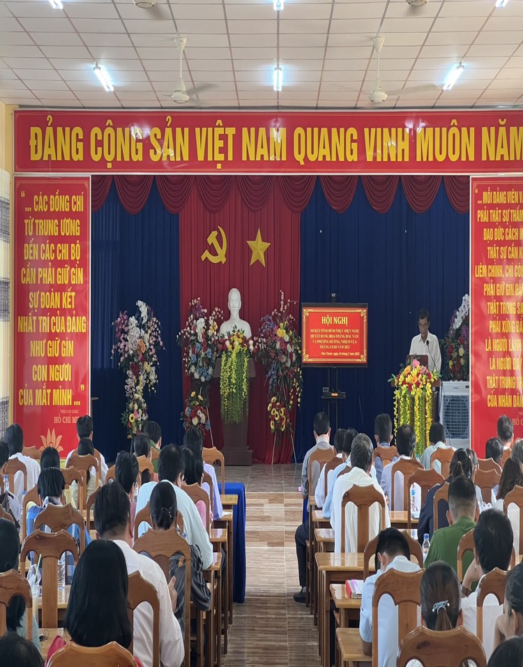 Đảng bộ xã Phú Thành tổ chức Hội nghị sơ kết 6 tháng đầu năm 2023